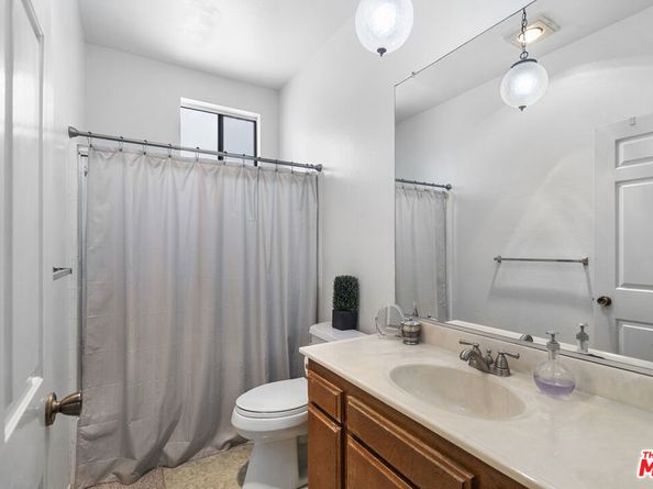 424 S Westmoreland Avenue 210, Los Angeles CA 90020