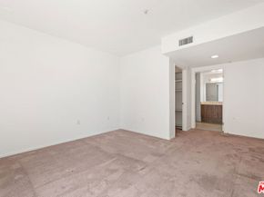 267 S San Pedro Street 211, Los Angeles CA 90012