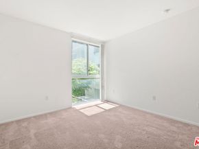 267 S San Pedro Street 211, Los Angeles CA 90012