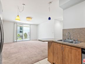 267 S San Pedro Street 211, Los Angeles CA 90012