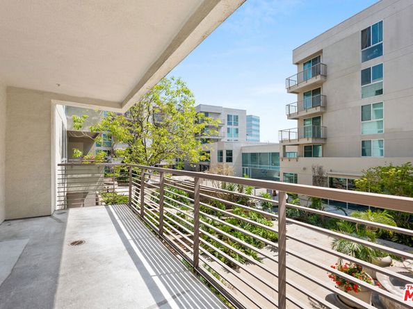 267 S San Pedro Street 211, Los Angeles CA 90012