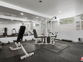 1450 S Beverly Drive 105, Los Angeles CA 90035