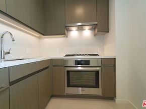 889 Francisco Street 1501, Los Angeles CA 90017