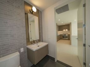 889 Francisco Street 1501, Los Angeles CA 90017