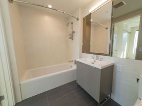 889 Francisco Street 1501, Los Angeles CA 90017