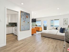 28 5th Place, Long Beach CA 90802