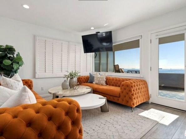 28 5th Place, Long Beach CA 90802