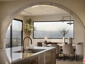 16401 Mulholland Drive, Los Angeles CA 90049