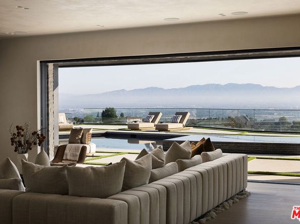 16401 Mulholland Drive, Los Angeles CA 90049