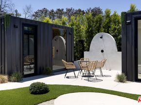 16401 Mulholland Drive, Los Angeles CA 90049