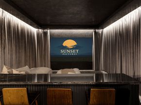 16401 Mulholland Drive, Los Angeles CA 90049