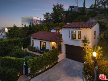 1417 Queens Road