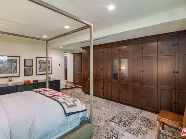 1417 Queens Road, Los Angeles CA 90069
