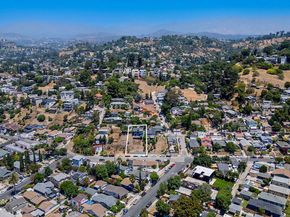 1715 Kemper Street, Los Angeles CA 90065