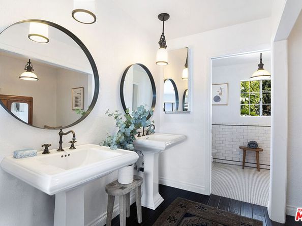 1715 Kemper Street, Los Angeles CA 90065