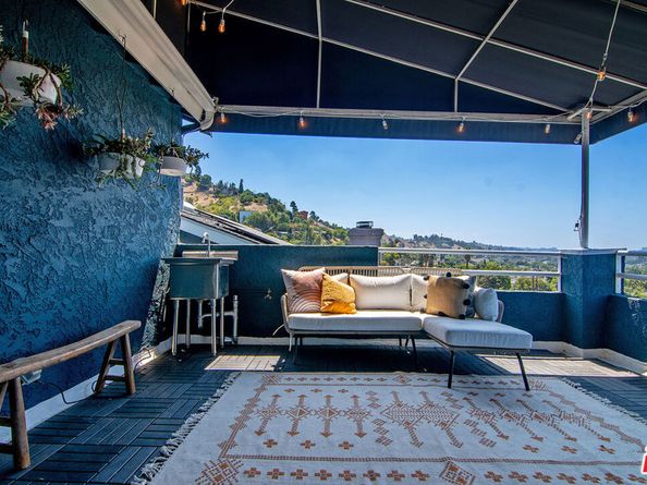 1715 Kemper Street, Los Angeles CA 90065