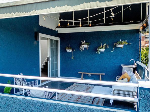 1715 Kemper Street, Los Angeles CA 90065