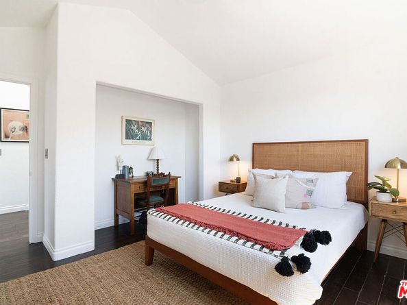 1715 Kemper Street, Los Angeles CA 90065