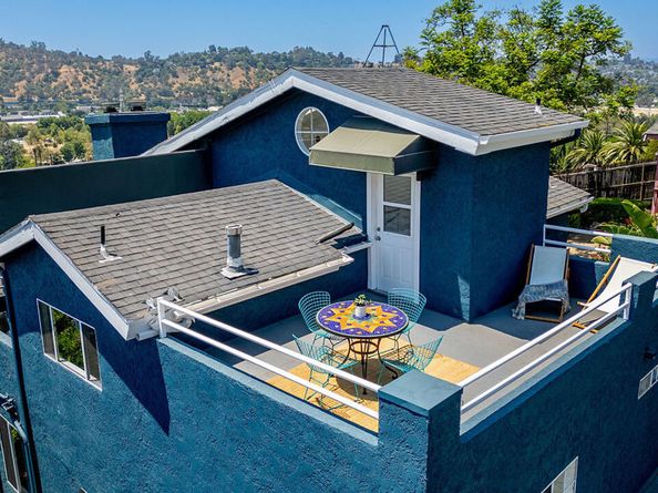1715 Kemper Street, Los Angeles CA 90065