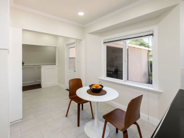 4547 Ledge Avenue, Toluca Lake CA 91602