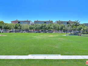 13020 Pacific 303, Playa Vista CA 90094