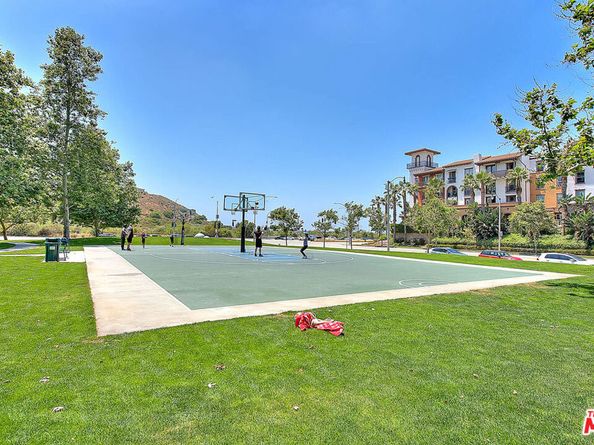 13020 Pacific 303, Playa Vista CA 90094