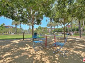 13020 Pacific 303, Playa Vista CA 90094