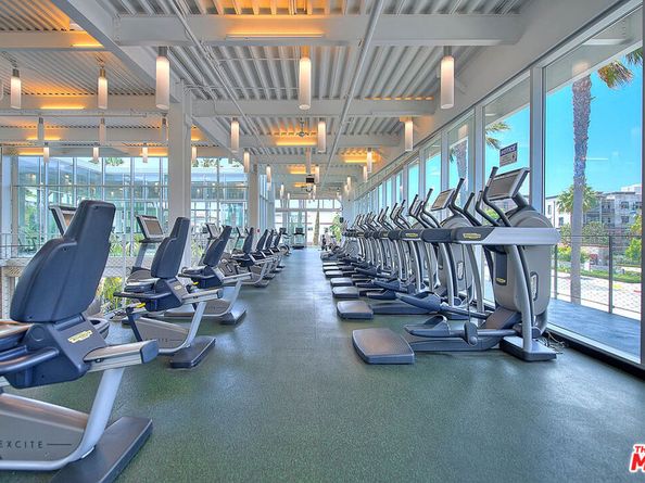 13020 Pacific 303, Playa Vista CA 90094