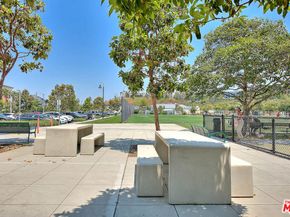 13020 Pacific 303, Playa Vista CA 90094