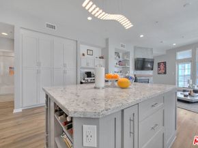 13020 Pacific 303, Playa Vista CA 90094