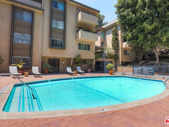 6700 Hillpark Drive 204, Los Angeles CA 90068