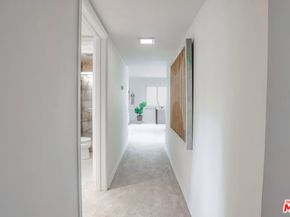 6700 Hillpark Drive 204, Los Angeles CA 90068