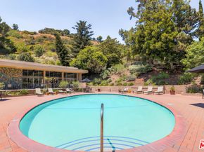 6700 Hillpark Drive 204, Los Angeles CA 90068