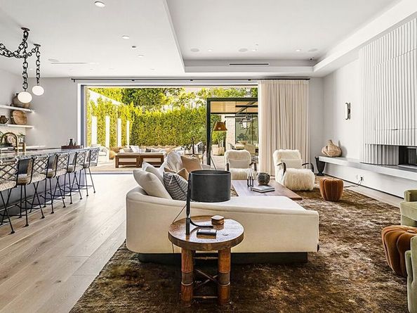 324 S Medio Drive, Los Angeles CA 90049