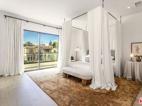 324 S Medio Drive, Los Angeles CA 90049