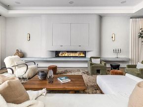 324 S Medio Drive, Los Angeles CA 90049