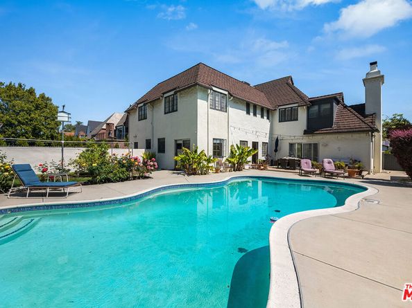157 N Las Palmas Avenue, Los Angeles CA 90004