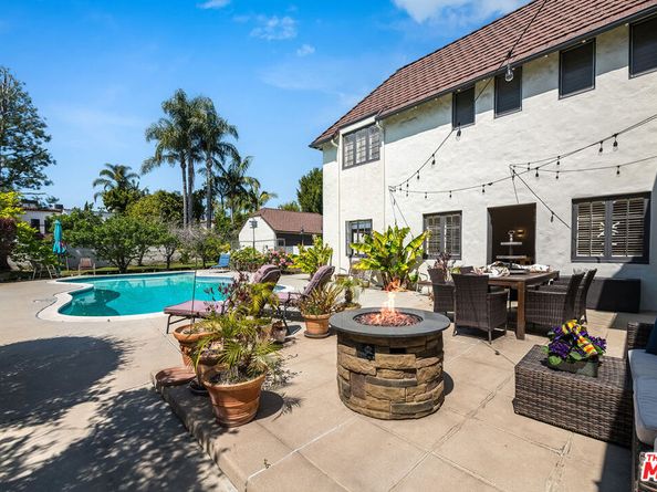 157 N Las Palmas Avenue, Los Angeles CA 90004