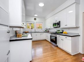 157 N Las Palmas Avenue, Los Angeles CA 90004