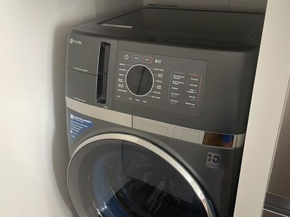 10980 Palms Boulevard 1, Los Angeles CA 90034