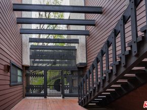 4425 Whitsett Avenue 210, Studio City CA 91604
