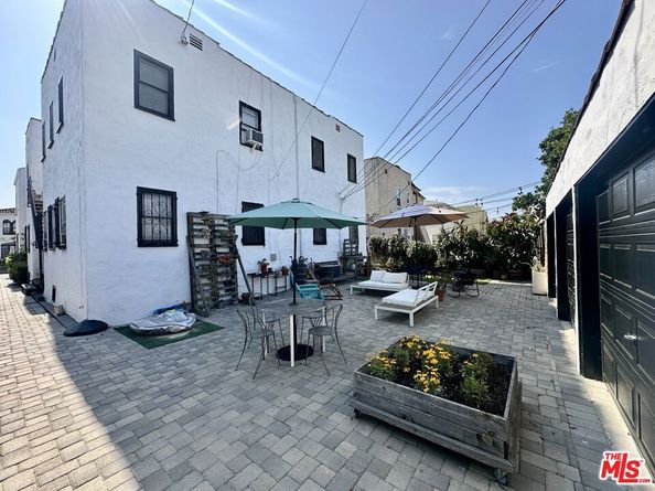 337 N Spaulding Avenue, Los Angeles CA 90036