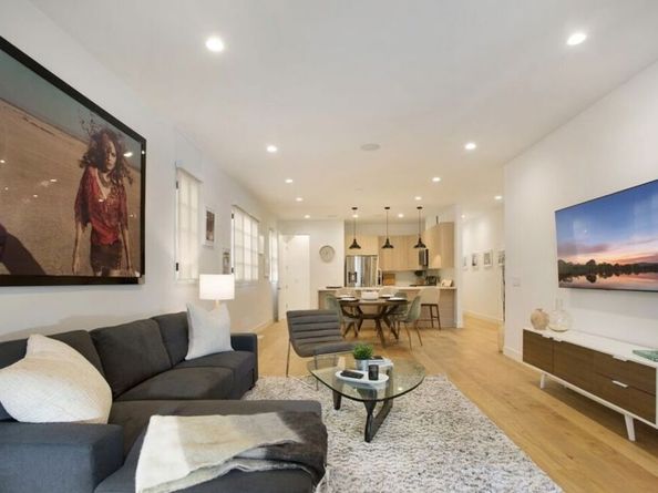 337 N Spaulding Avenue, Los Angeles CA 90036