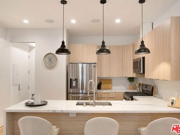 337 N Spaulding Avenue, Los Angeles CA 90036