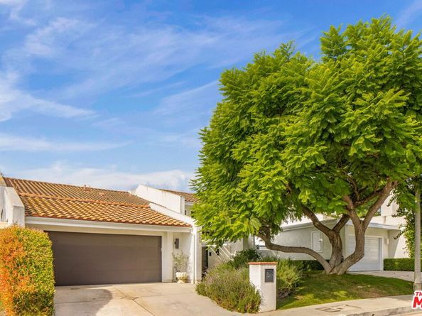 2661 Angelo Drive, Los Angeles CA 90077