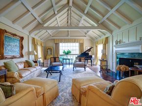 322 N June Street, Los Angeles CA 90004