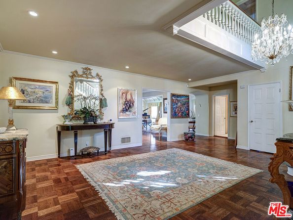 322 N June Street, Los Angeles CA 90004