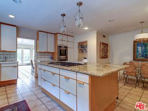 322 N June Street, Los Angeles CA 90004