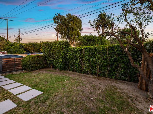 1591 Yosemite Drive, Los Angeles CA 90041