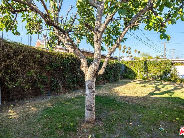 1591 Yosemite Drive, Los Angeles CA 90041